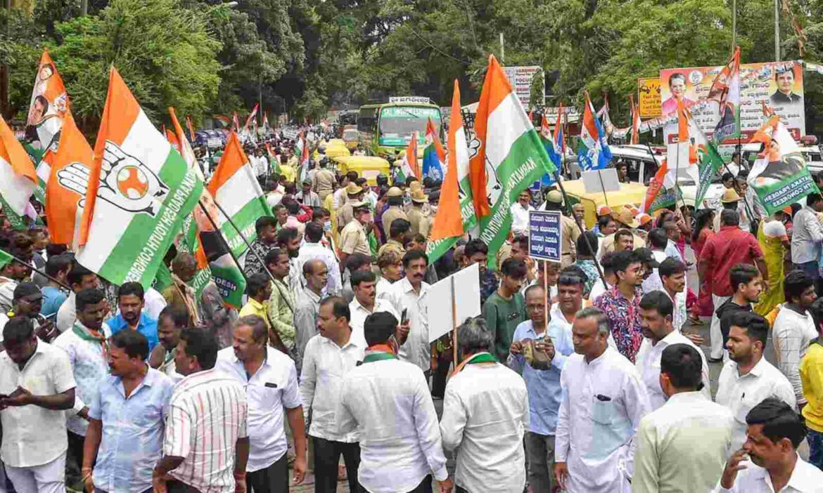 Congress-led INDIA stages massive demonstration during PM Modi’s Pune visit