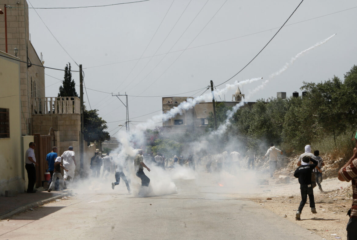 Four Palestinians shot and injured as Israeli forces quell Kafr Qaddoum anti-settlement demonstration